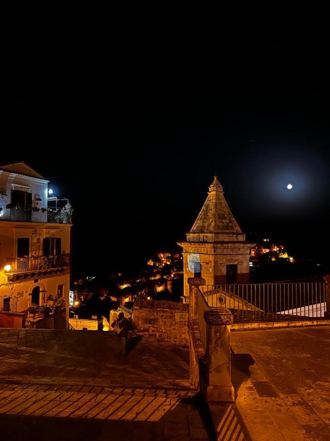 Barocco-Con Parcheggio Gratuito, Netflix-Youtube Ragusa Buitenkant foto